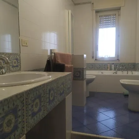 Nel Giardino Fiorito Apartment *
