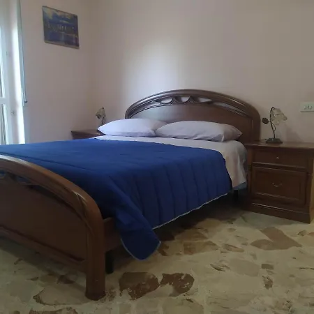 Nel Giardino Fiorito Apartment Salerno